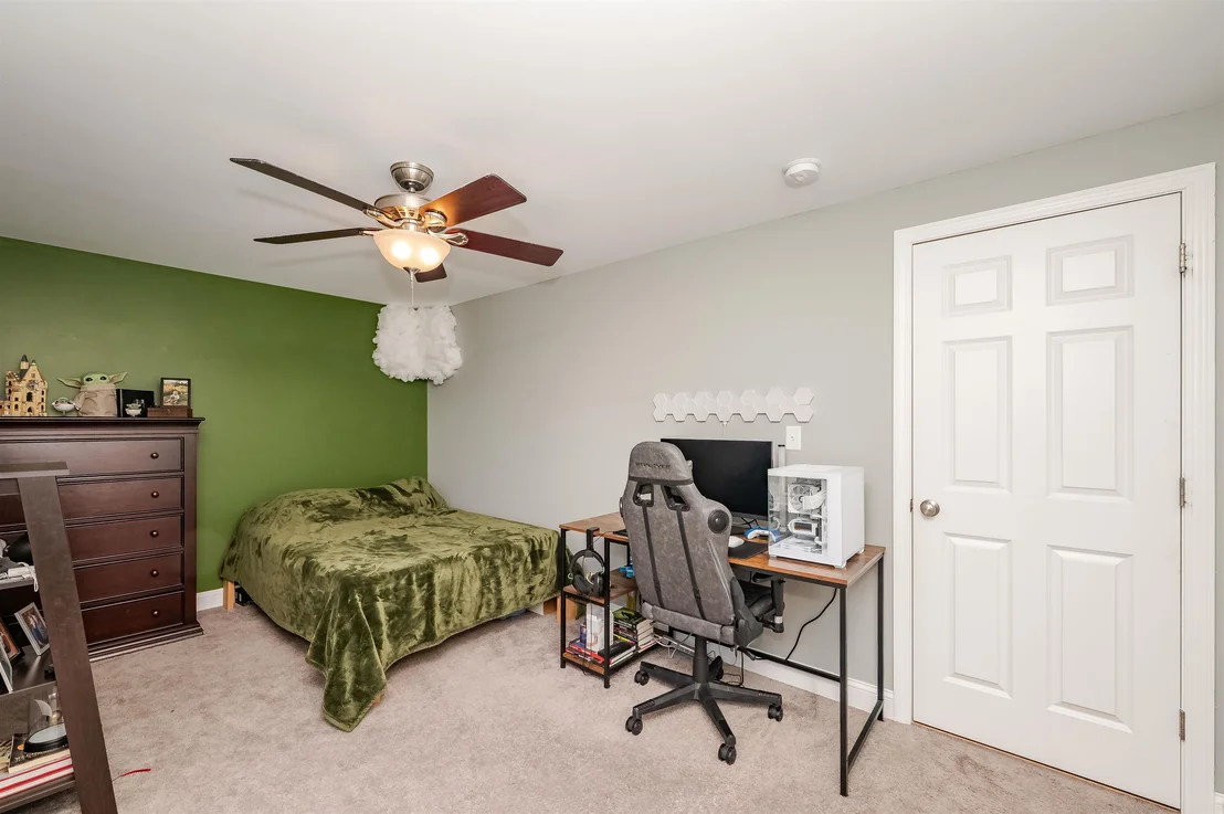 Photo of 65 Deerfield