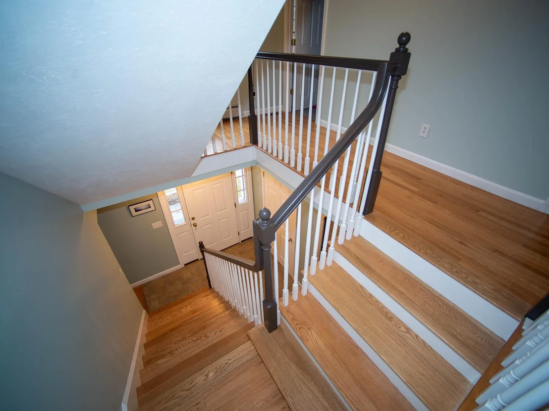 Photo of 28 Fieldstone