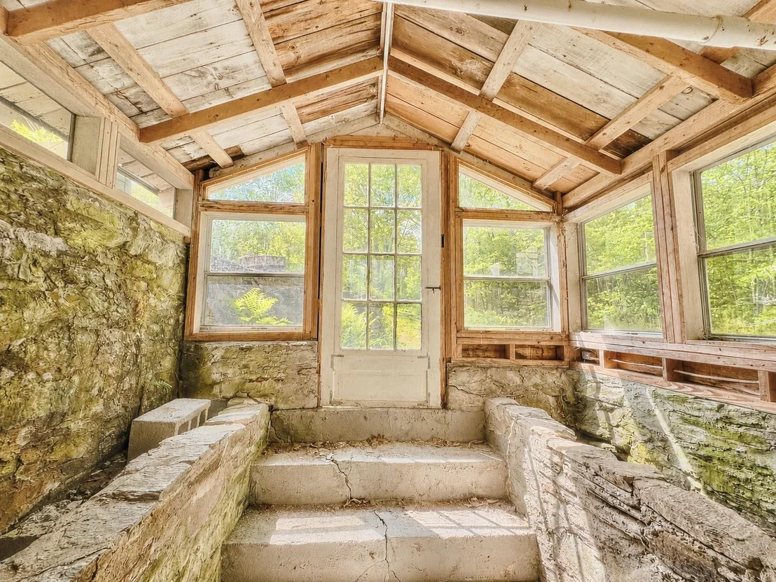Photo of 244 Walpole Valley