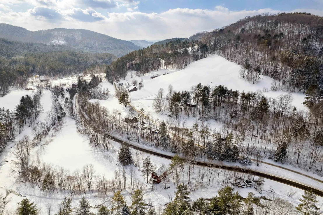 Photo of 616 Vermont Route 110