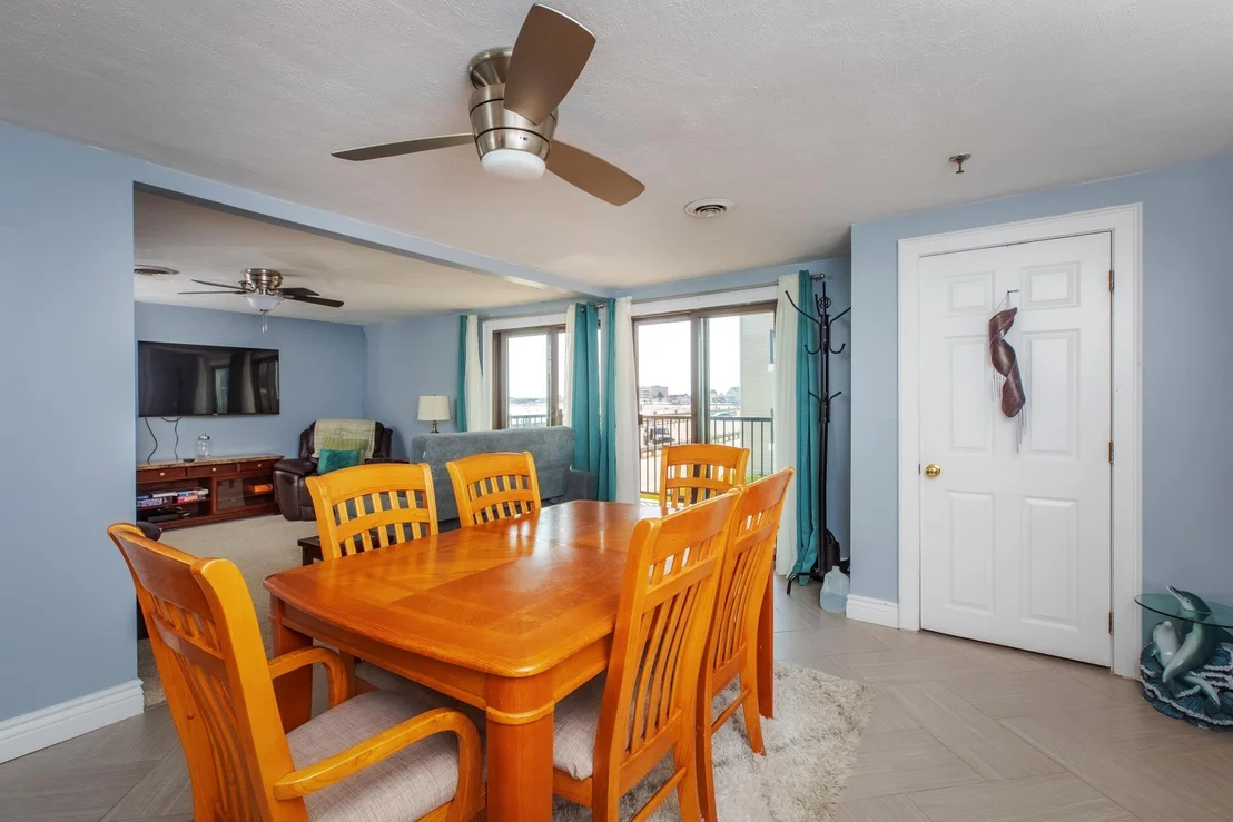 Photo of Unit B7 at 463 Ocean