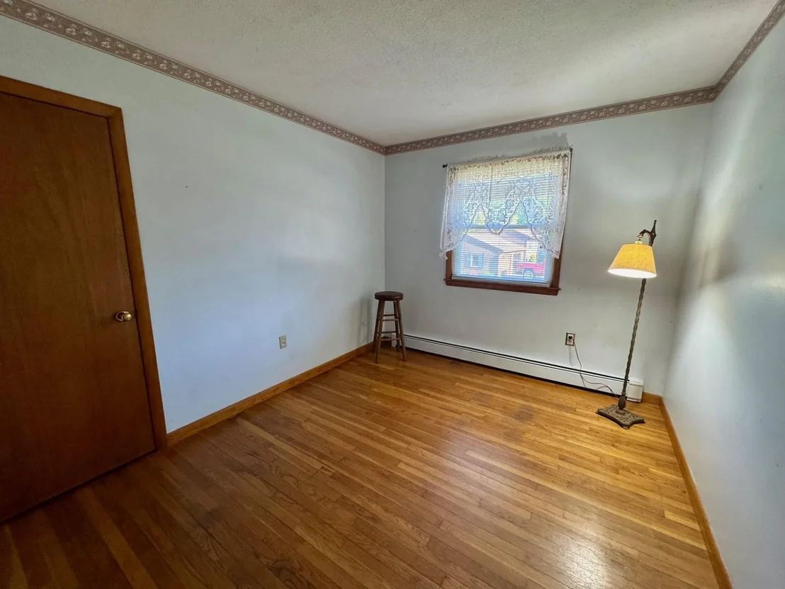 Photo of 25 Eastview