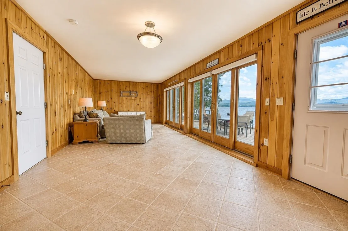 Photo of 52 Long Sands