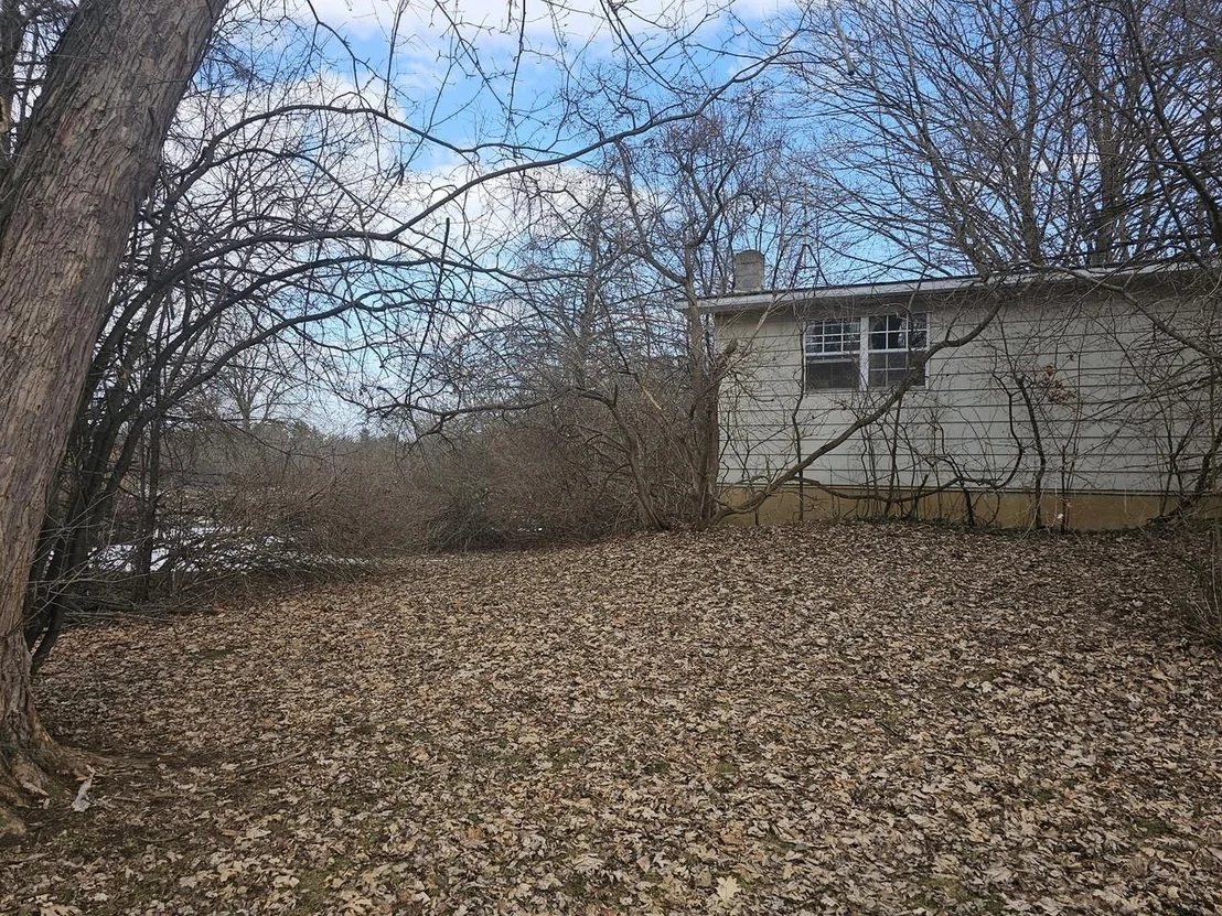 Photo of 3597 Lake