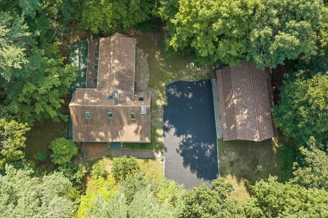Photo of 34 Edwards Mill