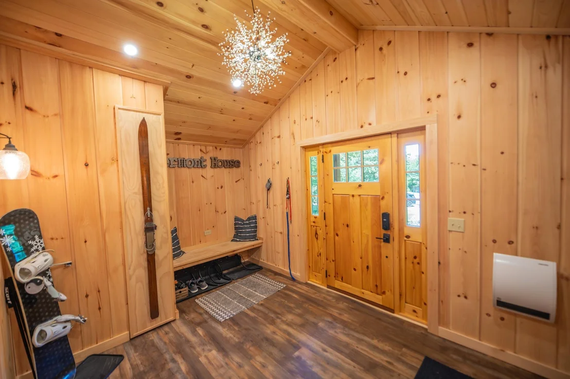 Photo of 15 Bears Den