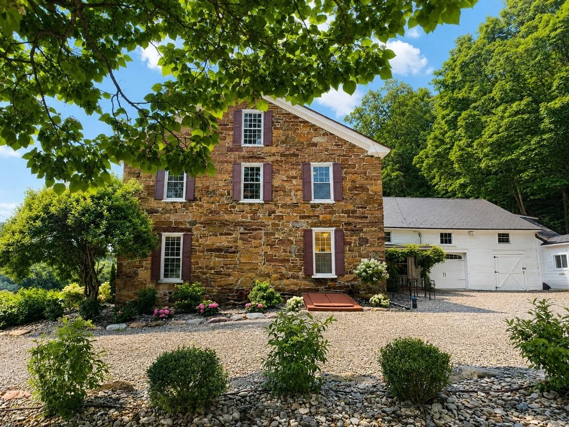 Photo of 383 St. Albans