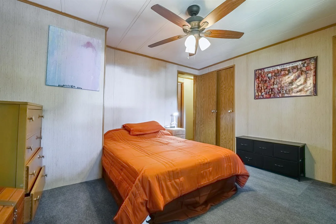 Photo of 20 Riverside
