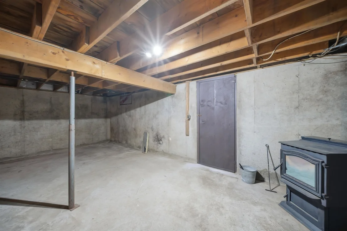 Photo of 291 Halfmoon Pond