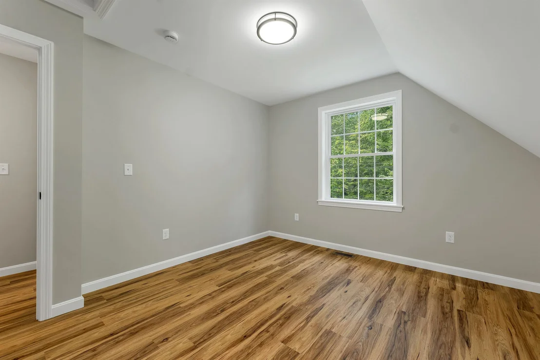 Photo of 145 Holmes