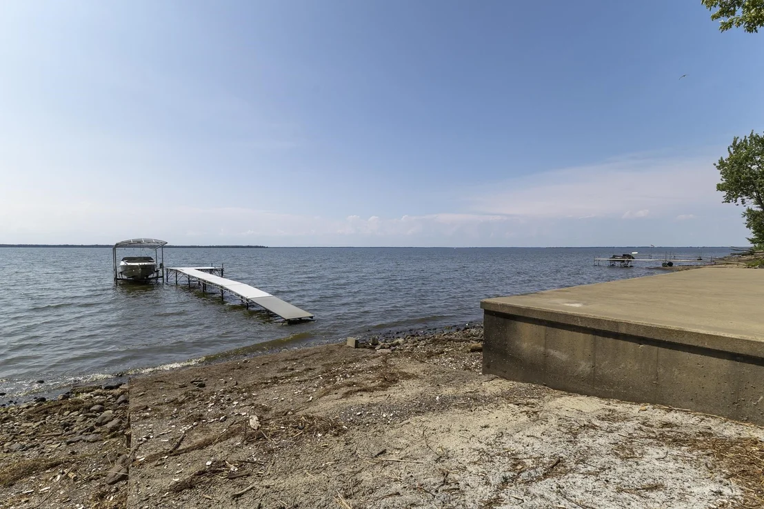 Photo of 502 Duck Point