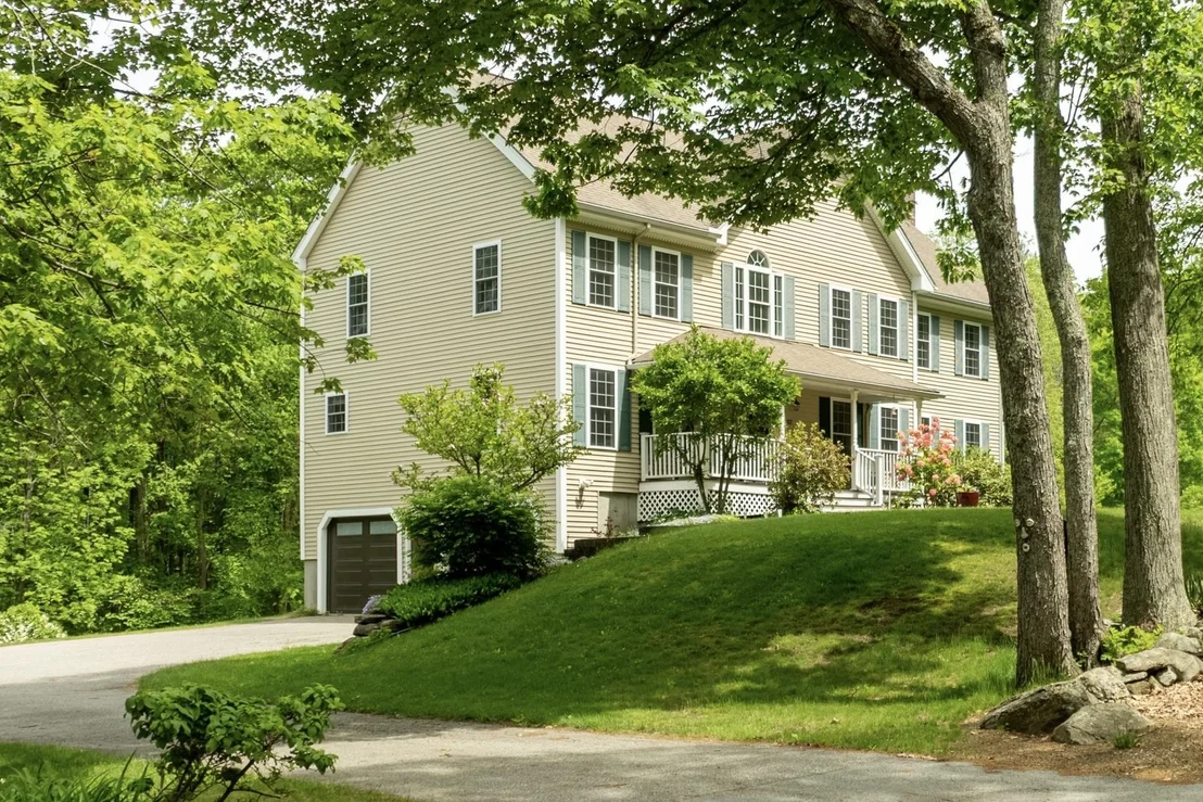 Photo of 537 Pingree Hill