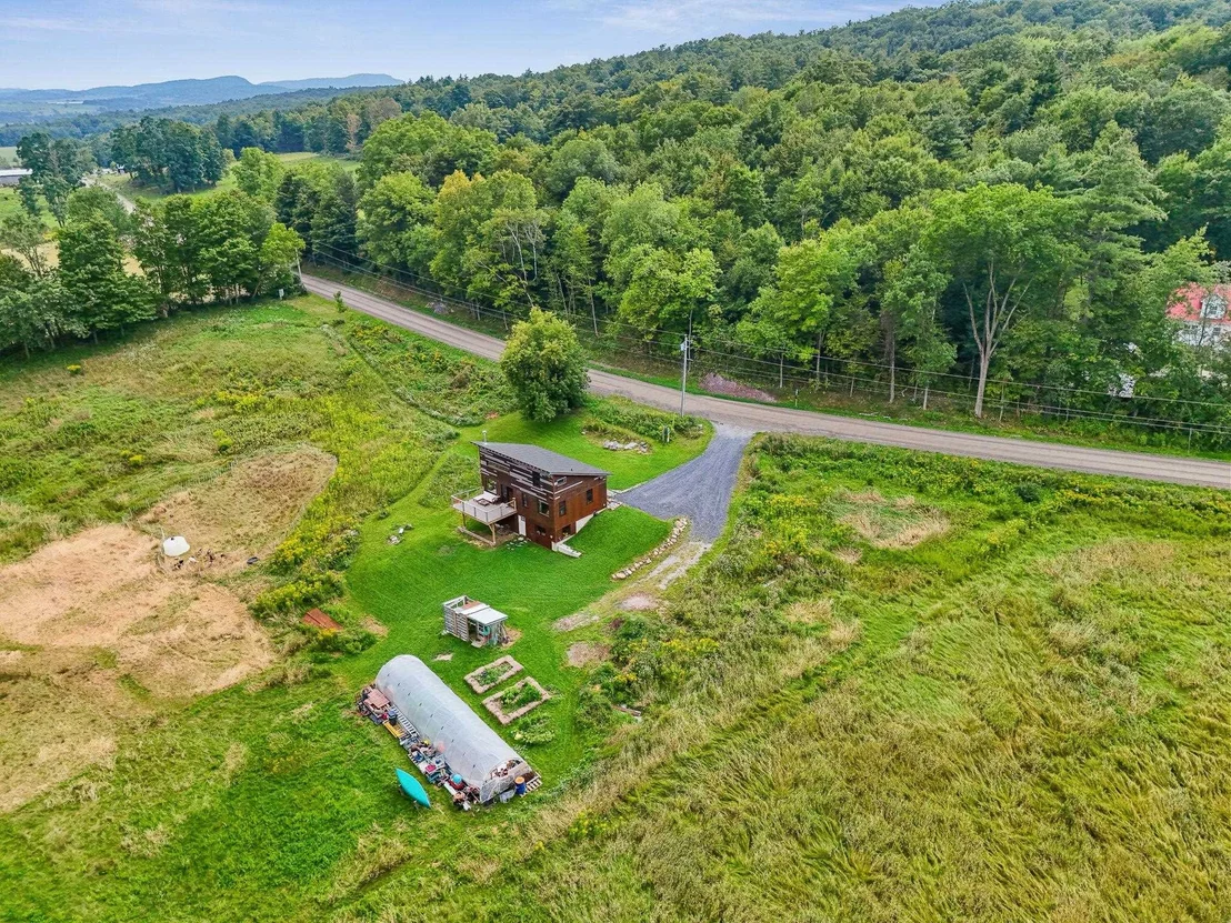 Photo of 2944 Shellhouse Mountain