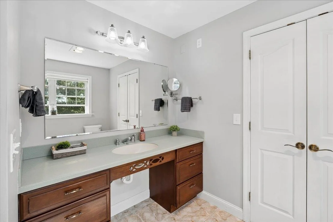 Photo of 37 Clearview