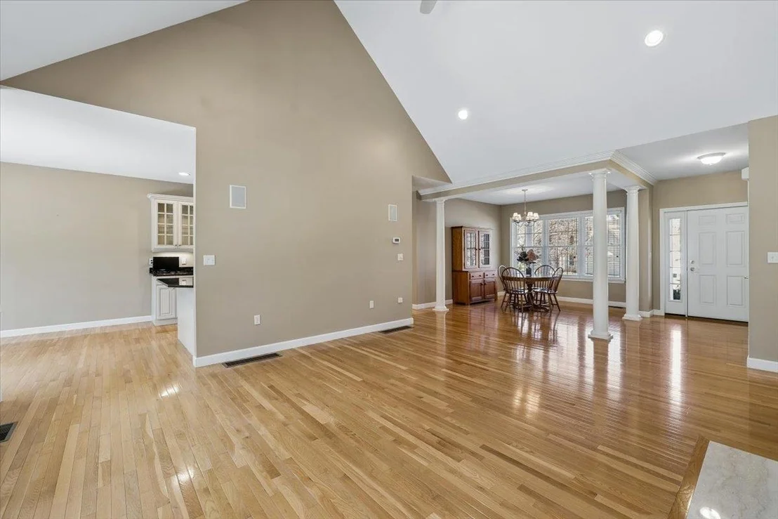 Photo of 32 White Pine