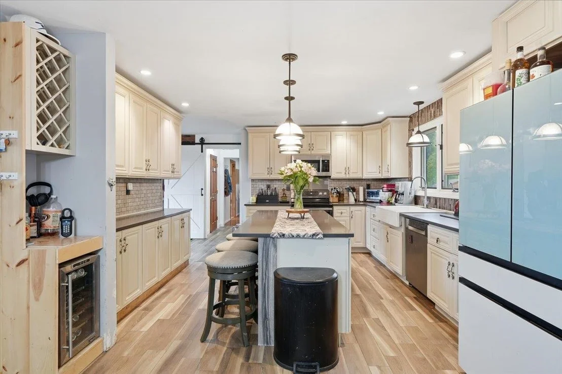 Photo of 33 Valley View