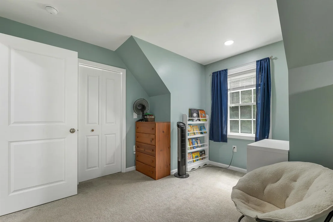 Photo of 73 Stevens Hill