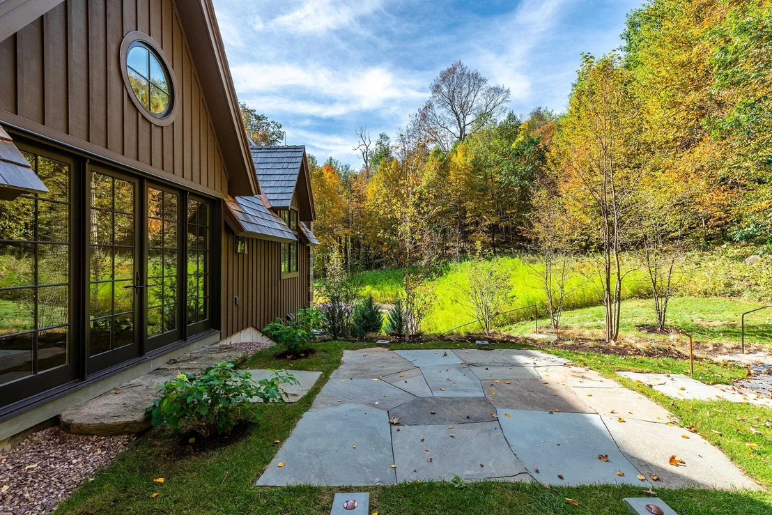 Photo of 515 West Fields
