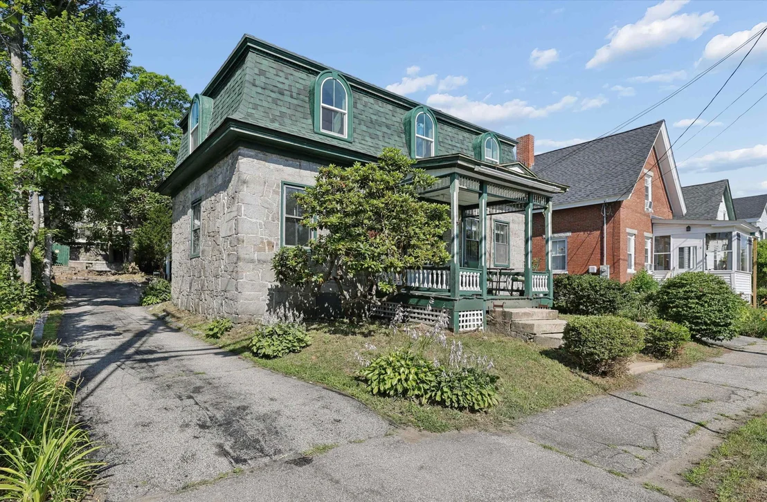 Photo of 47 N Spring