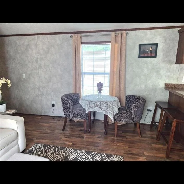 Photo of 9 Parklane