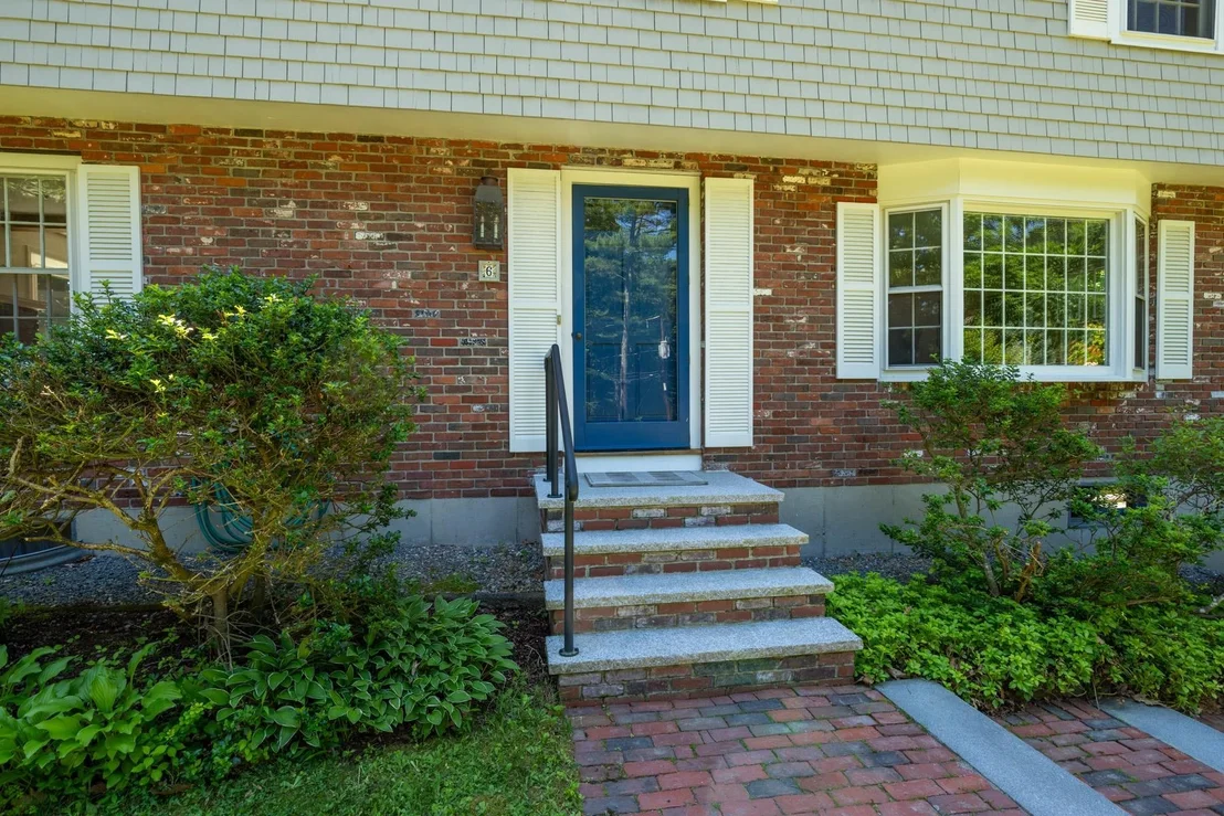 Photo of 6 AMBLER