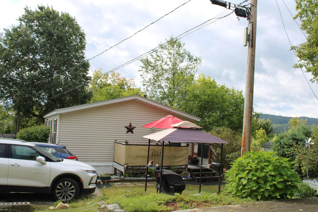 Photo of 10 Hilltop