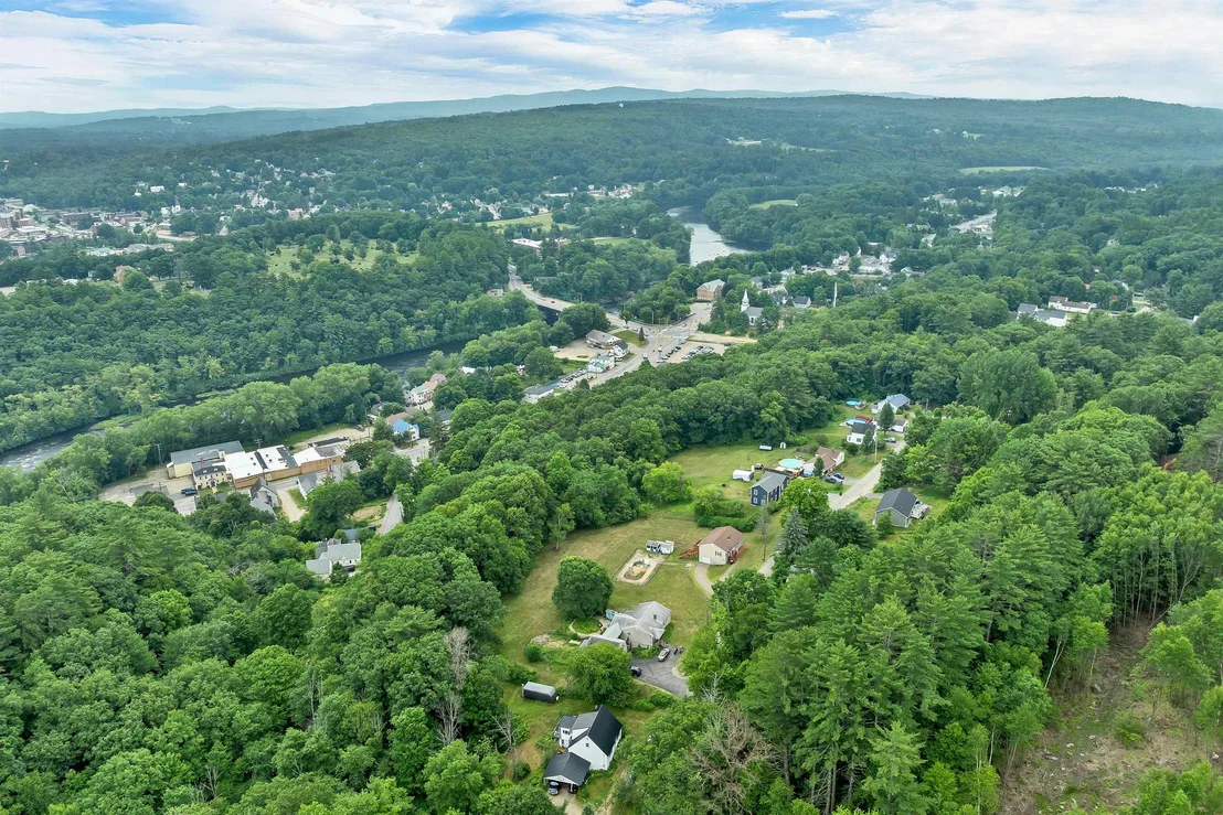 Photo of 185 Summit