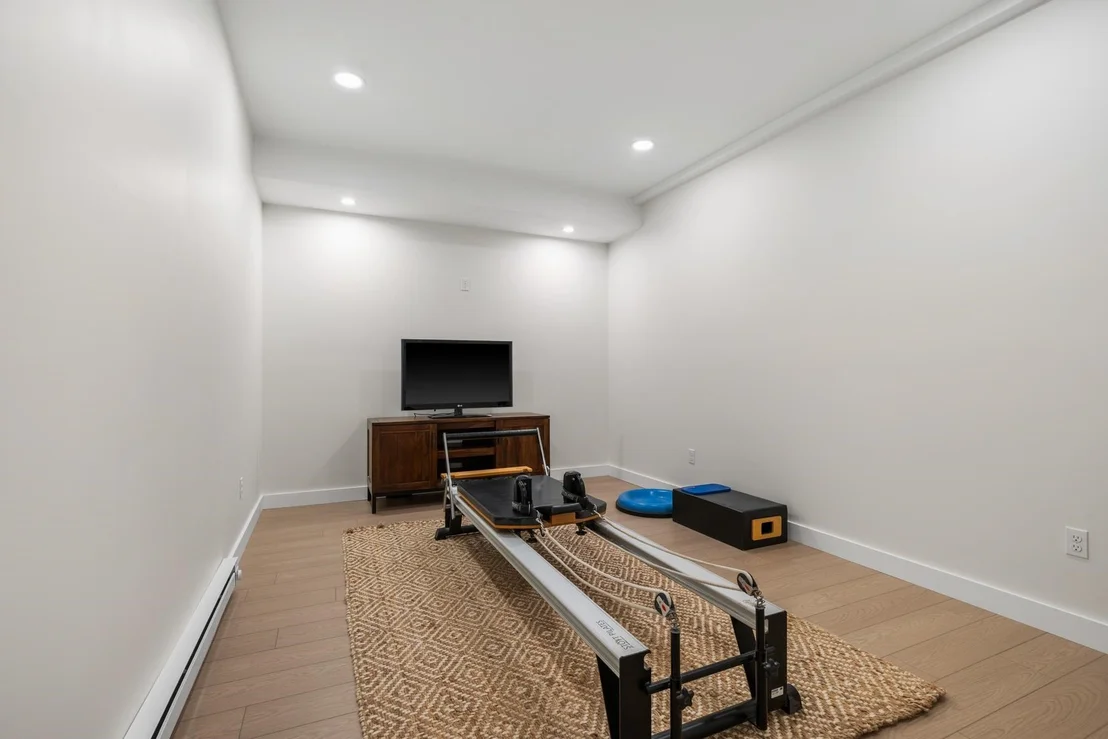 Photo of 281 Wallis