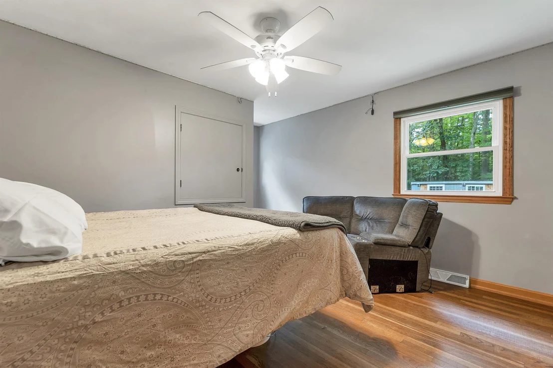 Photo of 6 Ridgewood
