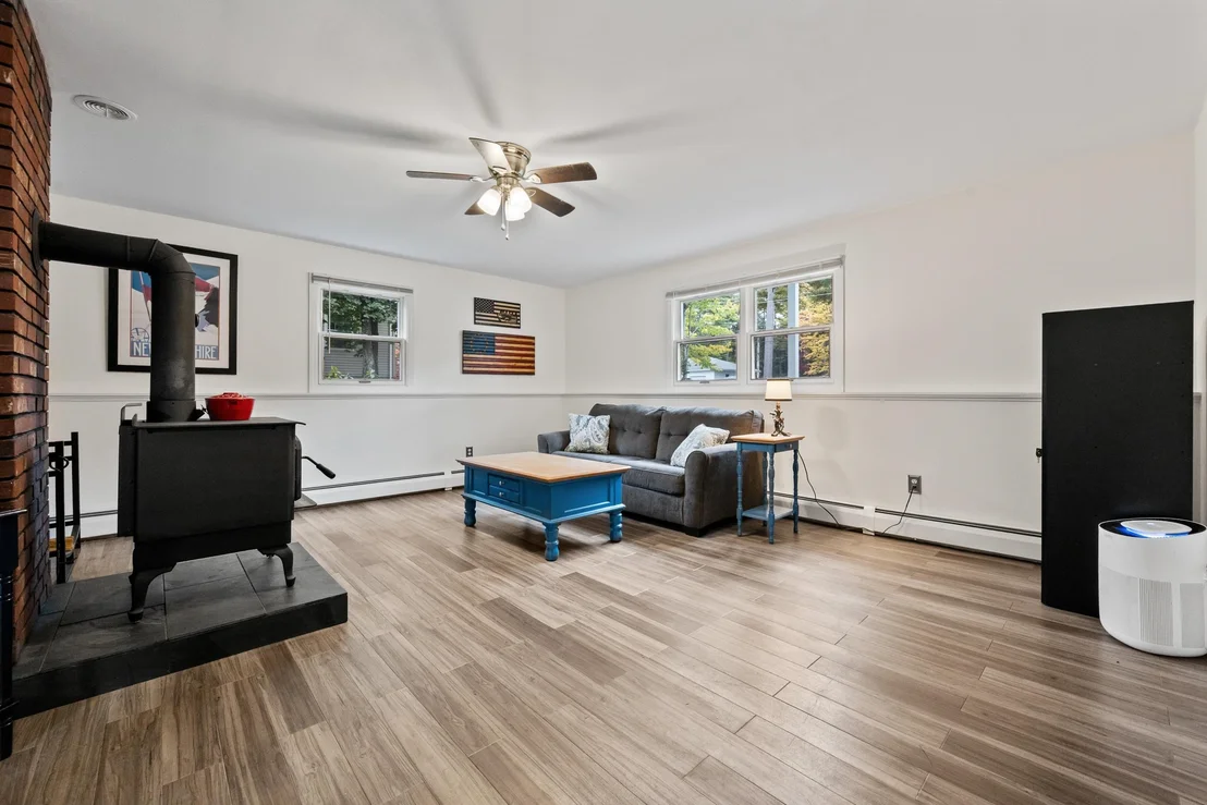 Photo of 42 Crestwood