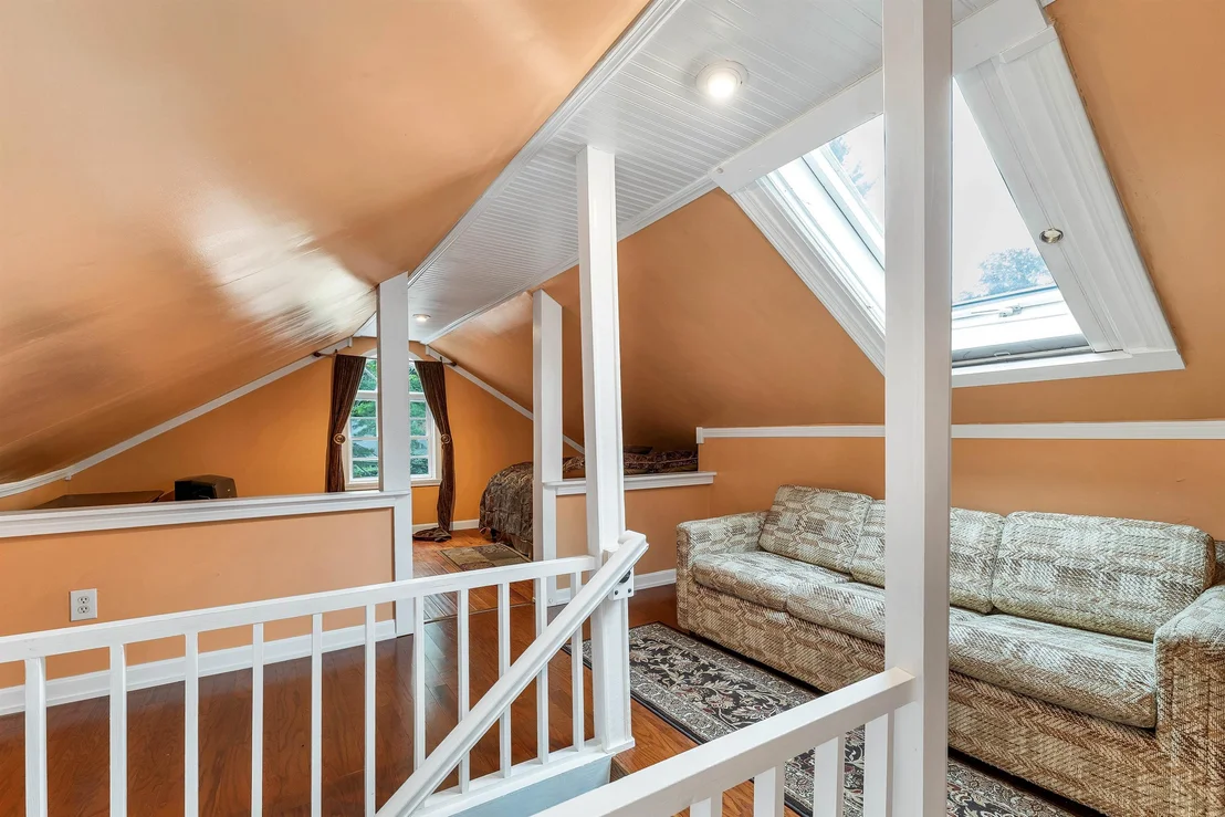 Photo of 153 Castle Hill