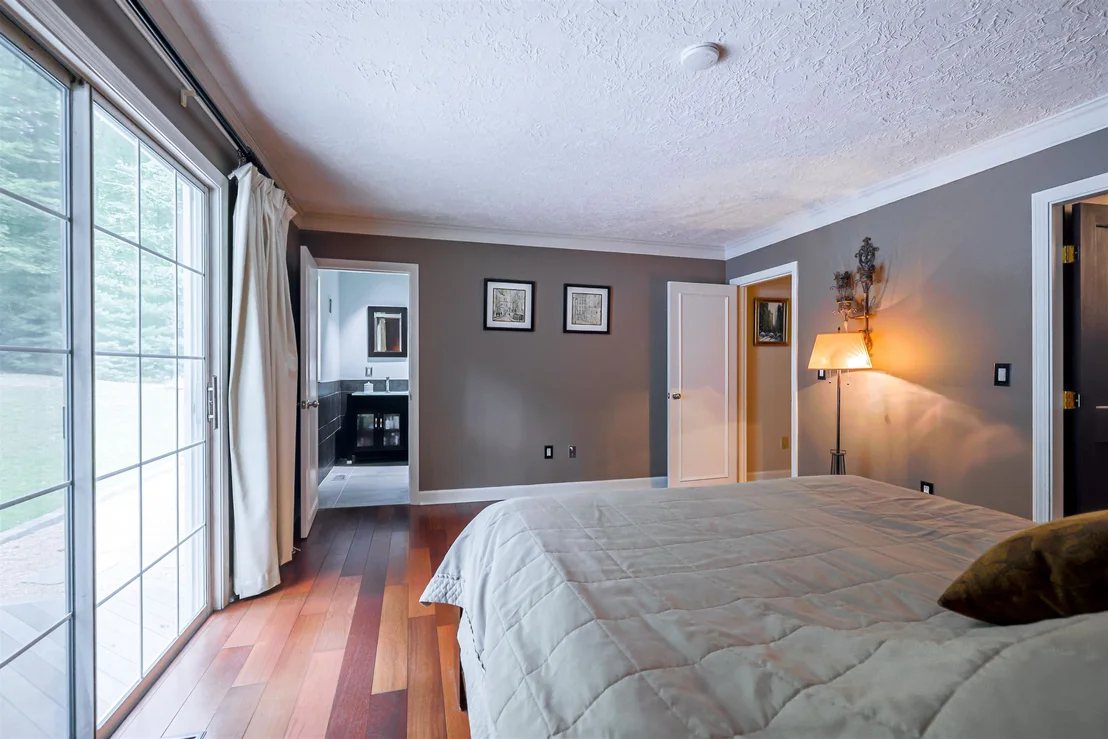 Photo of 20 Buttonwood