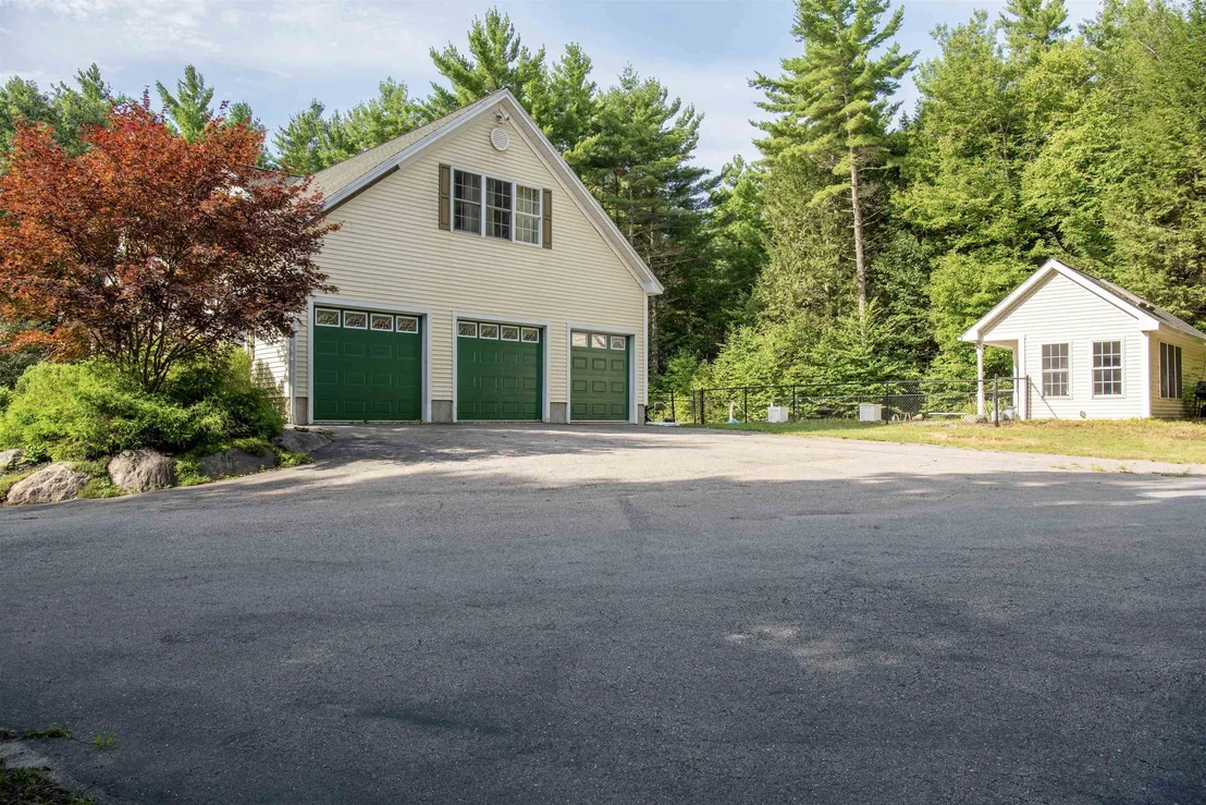 Photo of 633 1st Crown Point