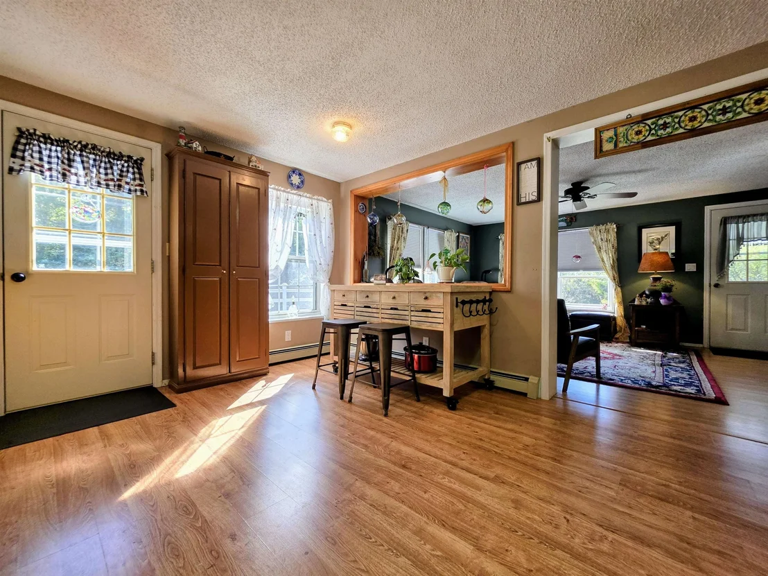 Photo of 255 Gray