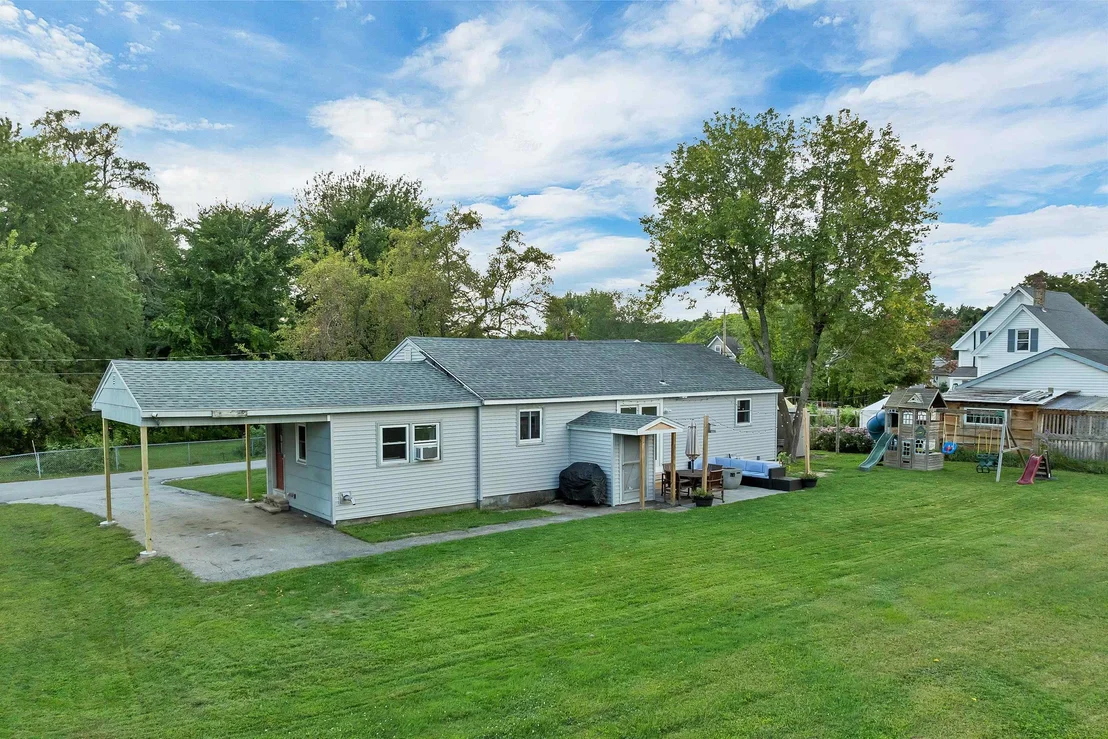 Photo of 6 Emerson