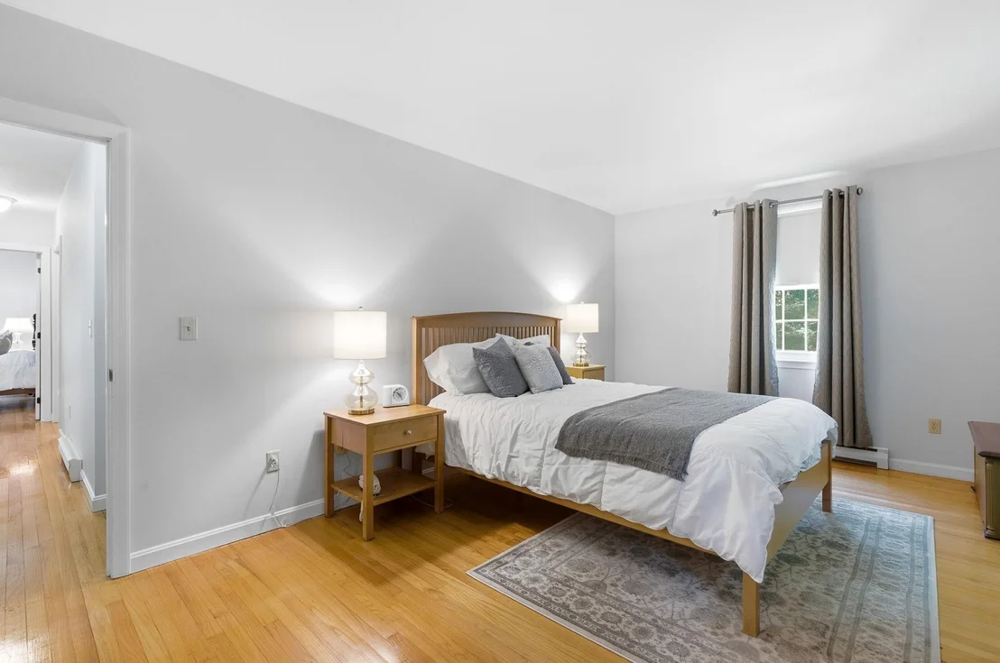 Photo of 16 Williamsburg
