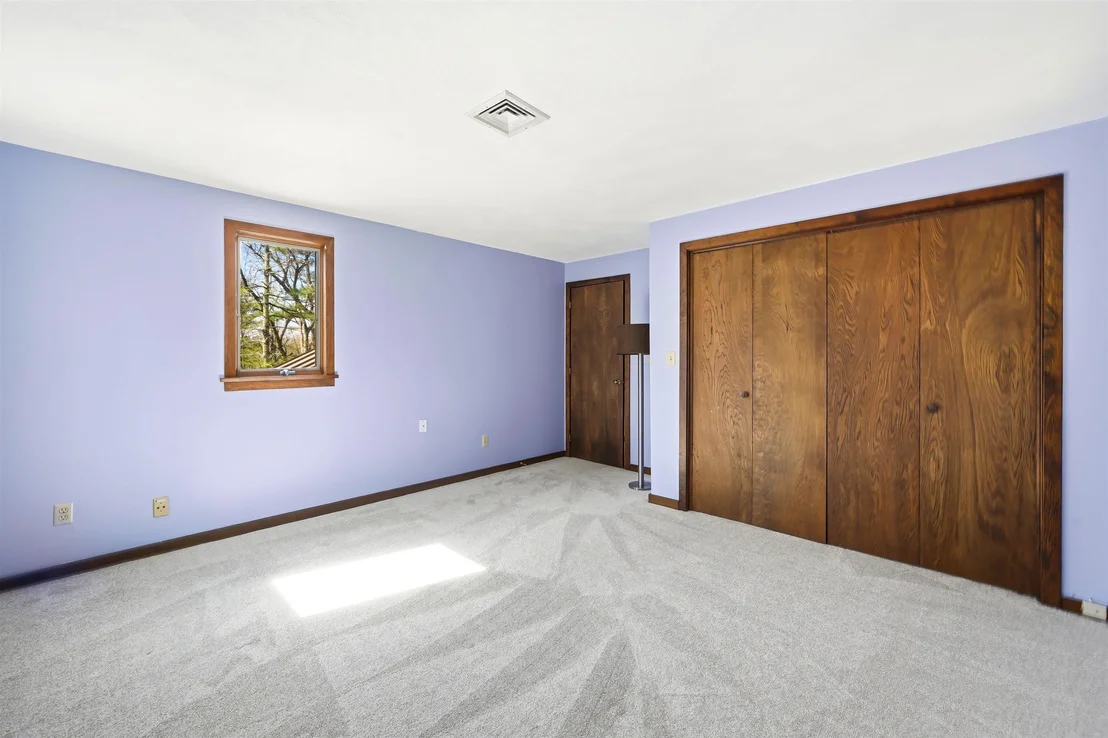 Photo of 88 Meetinghouse