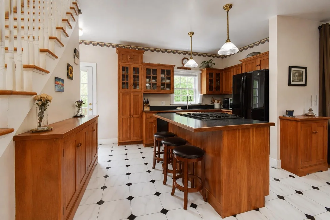Photo of 60 Lyman