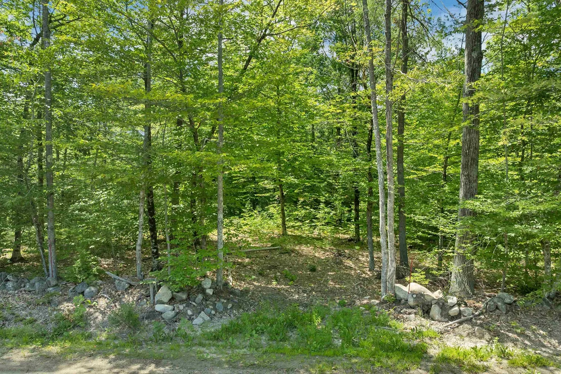 Photo of 00 Leighton Corner