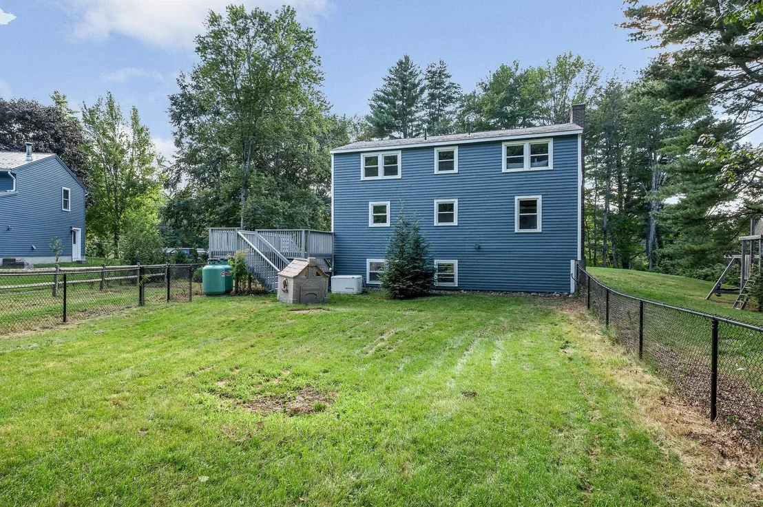 Photo of 172 Warner Hill