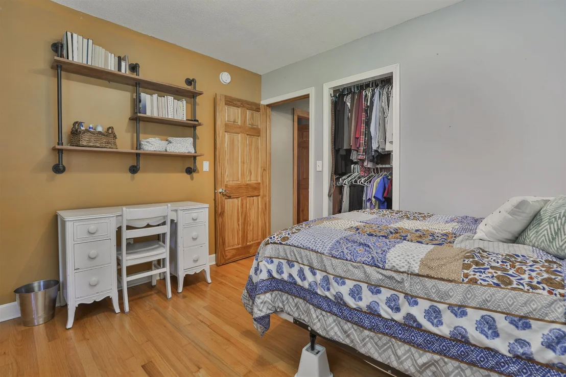 Photo of 61 Knollcrest