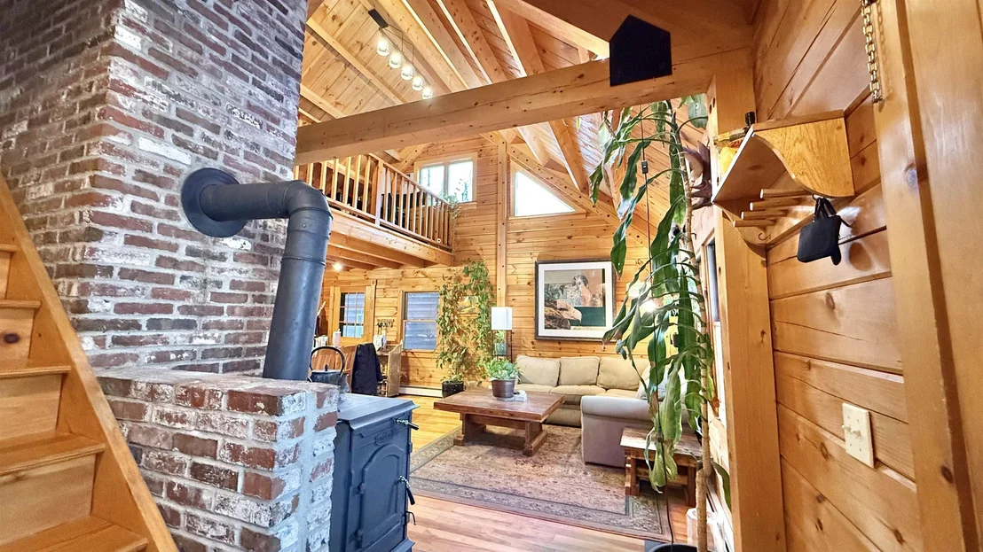 Photo of 1207 Iron Gate