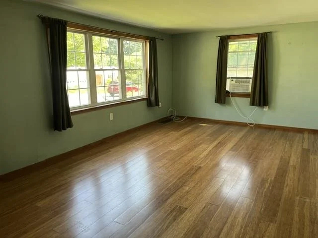 Photo of 98 Greenleaf