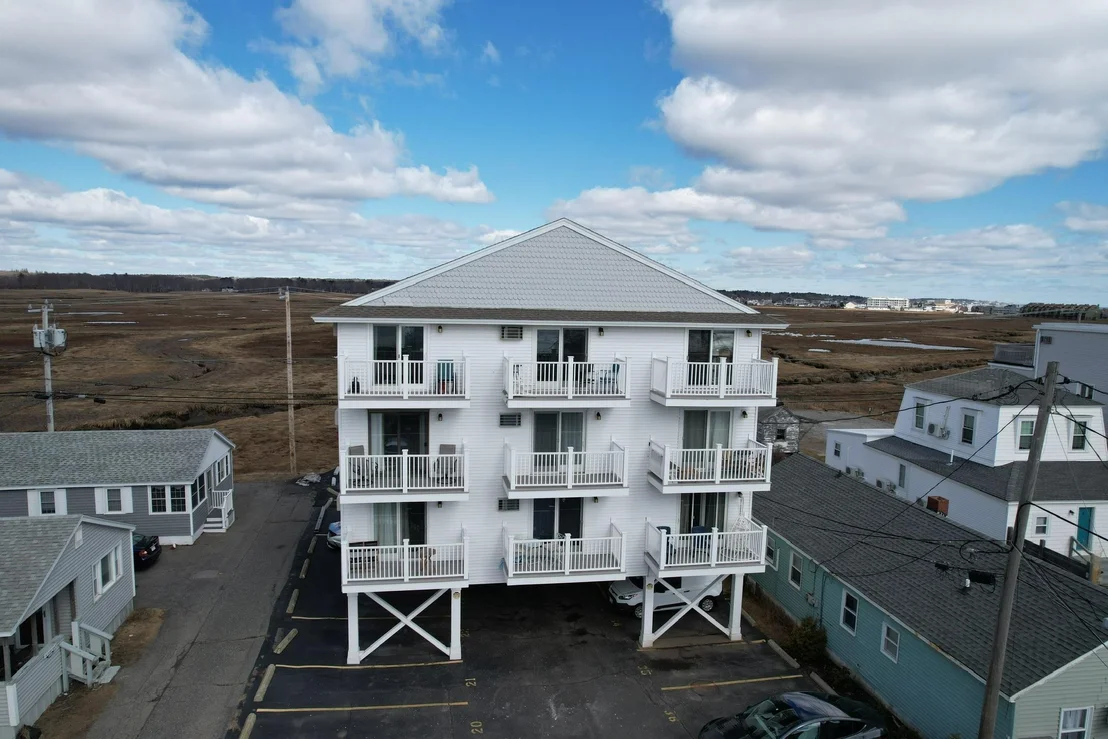 Photo of Unit 3E at 415 Ocean