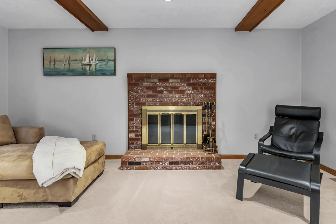 Photo of 11 Nutfield