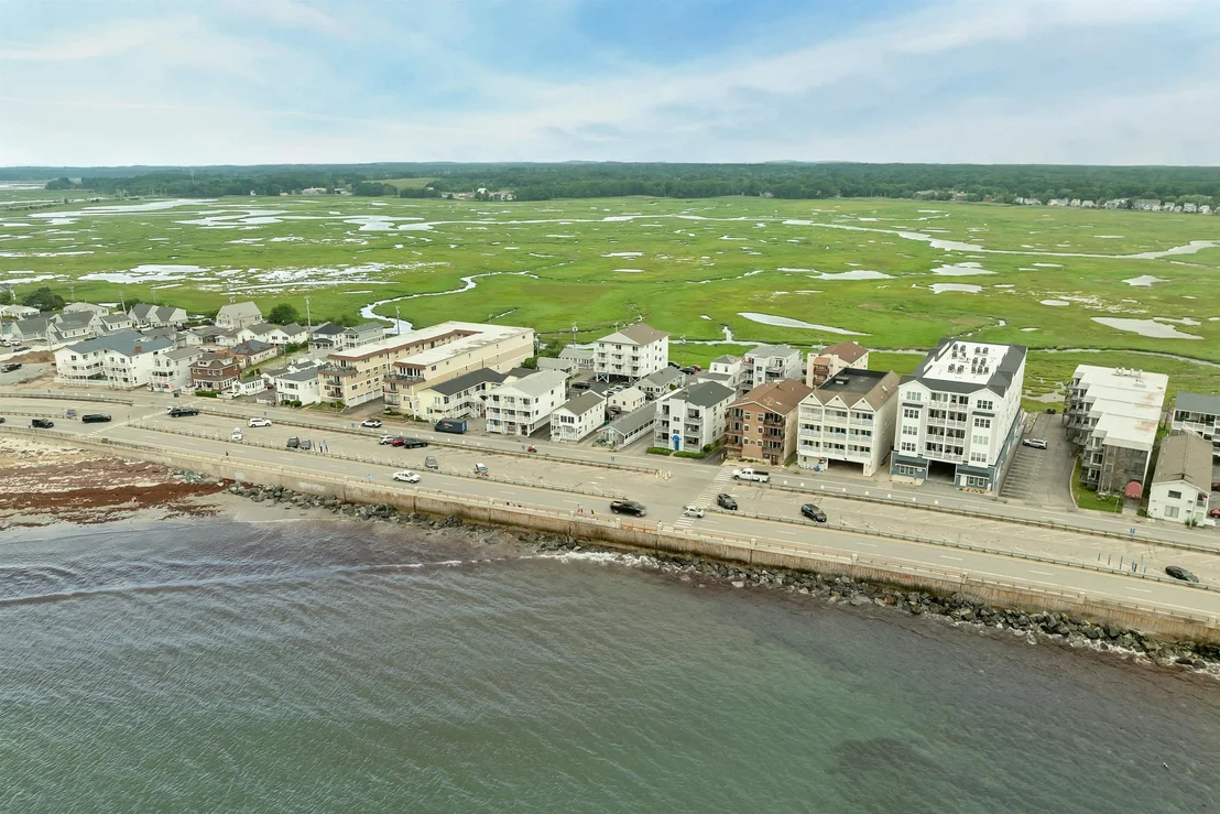 Photo of Unit 1E at 415 Ocean