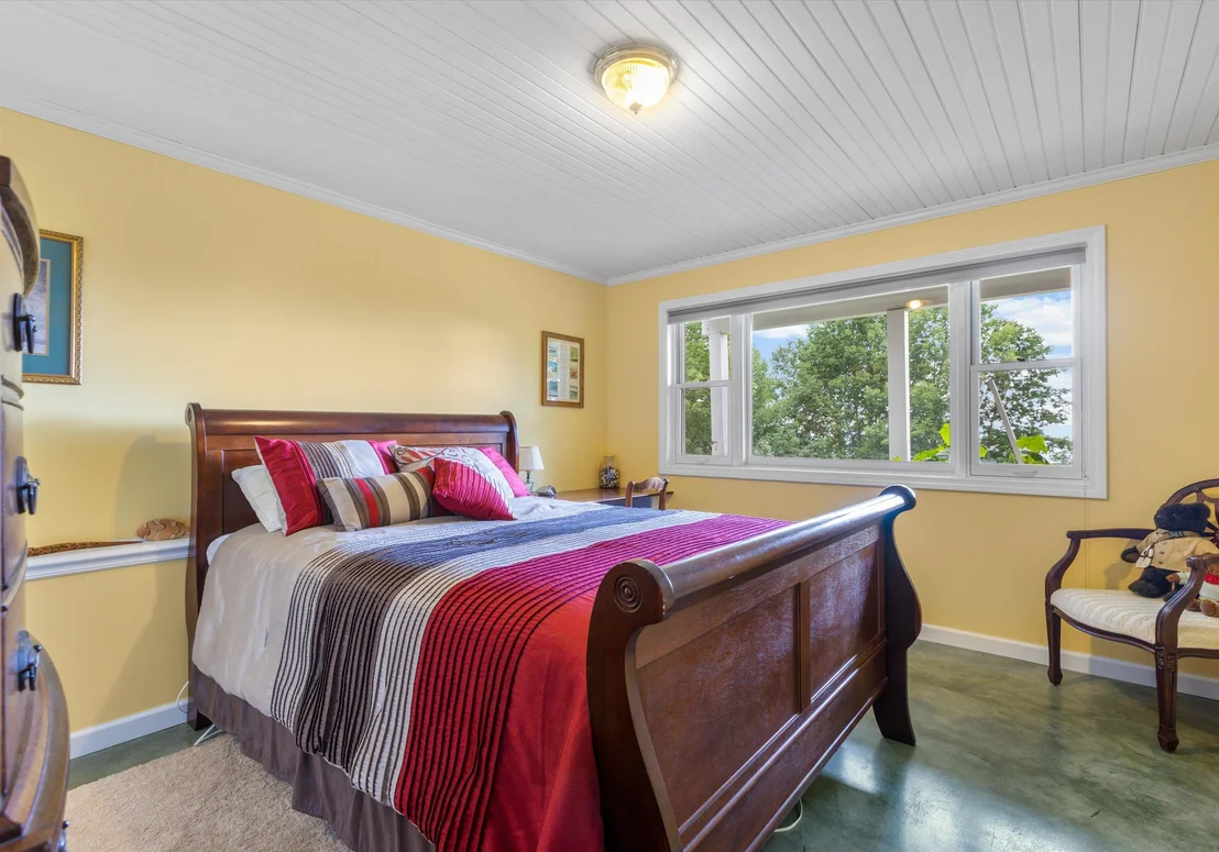 Photo of 408 Dubray