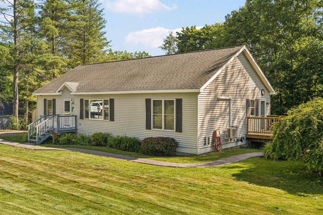 Photo of 104 Holt