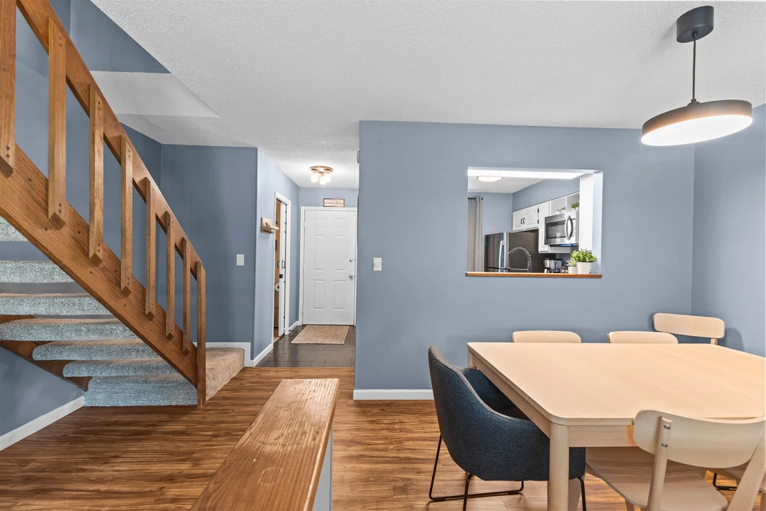 Photo of 423 Westview