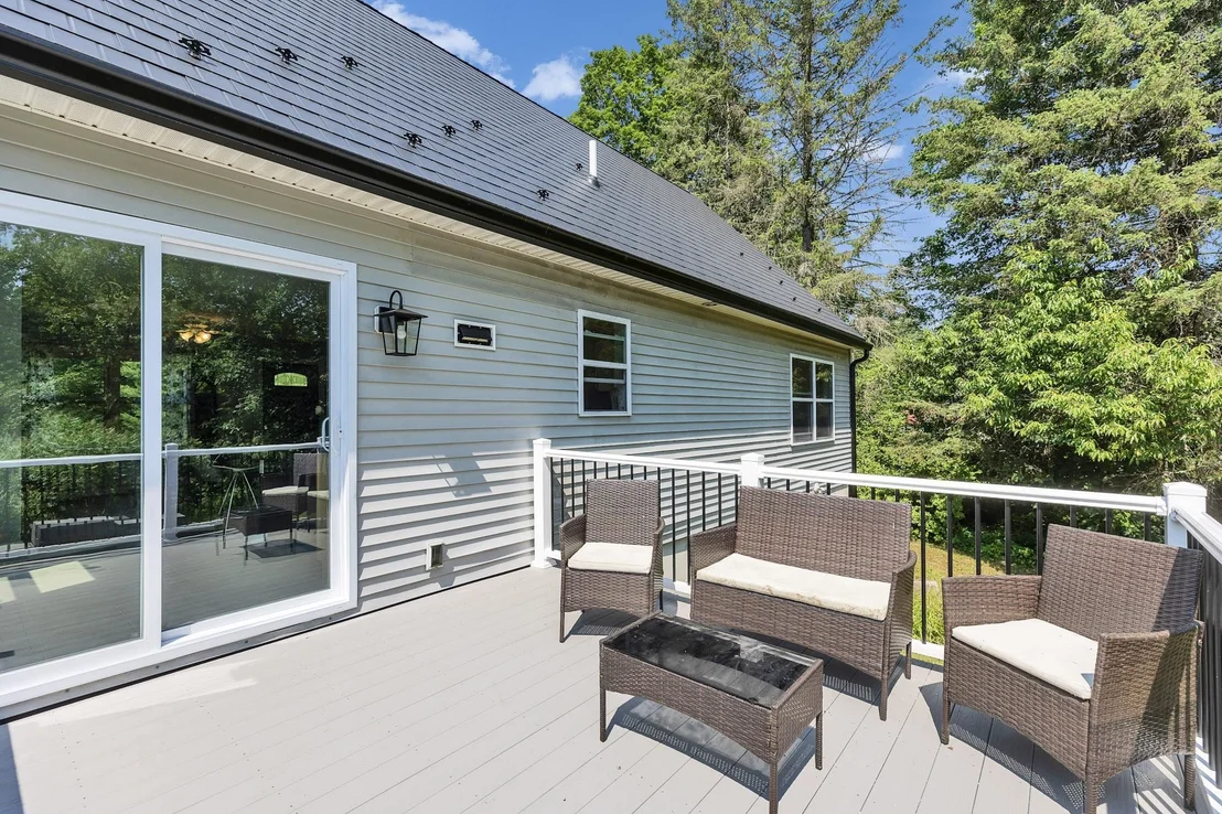 Photo of 229 Back Ashuelot